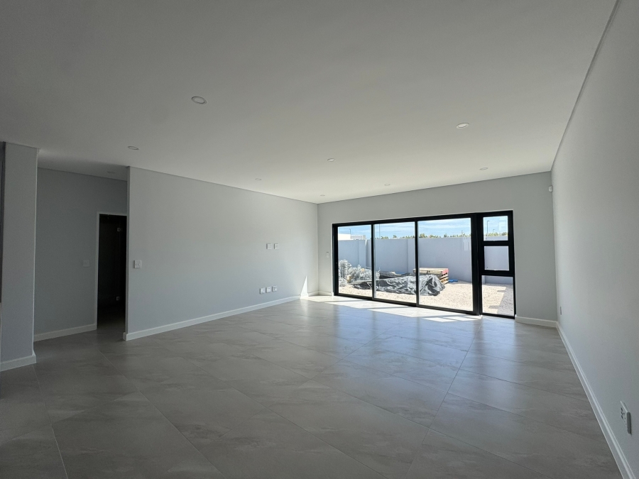 4 Bedroom Property for Sale in Sandown Western Cape